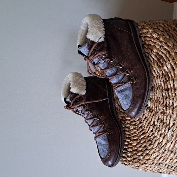 Sorel Womens Harlow Lace Cozy Brown Leather Ankle Booties Grey Felt Faux Fur 9.5 - Picture 2 of 9